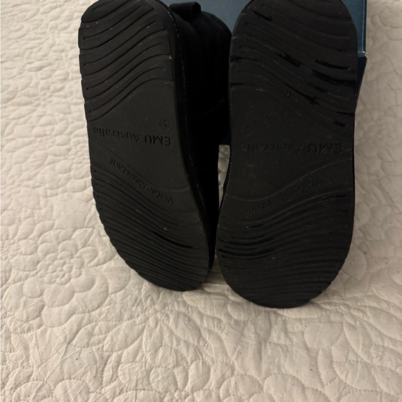 EMU Australia Stinger Micro Boots - Black - Picture 3 of 6